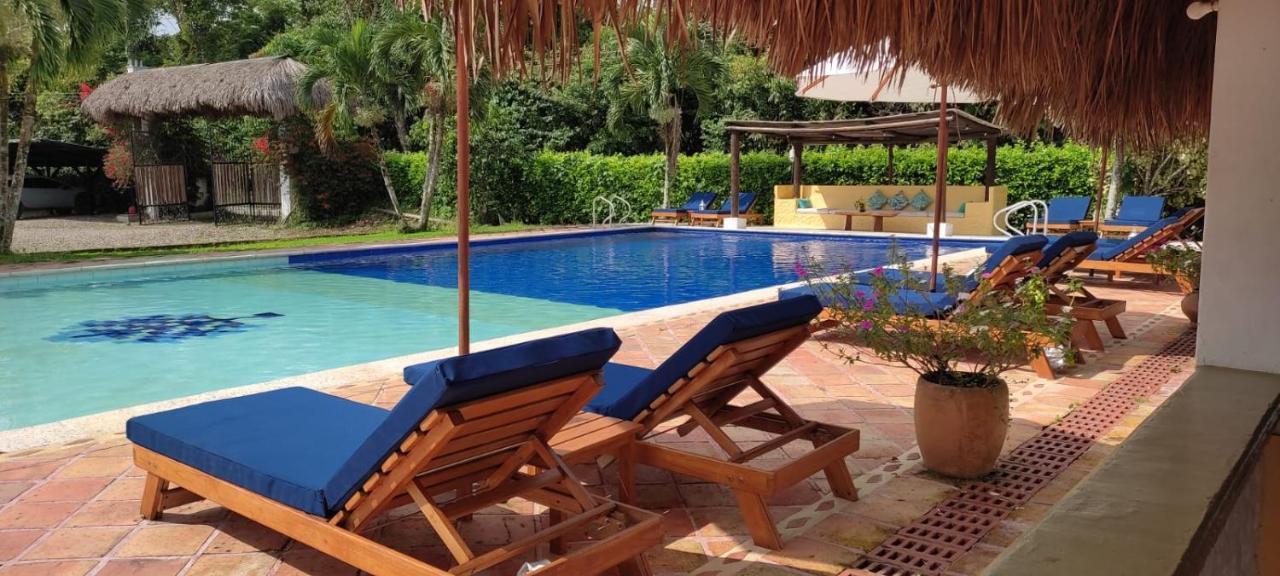 Hotel Campestre Arboretto ビリャビセンシオ エクステリア 写真
