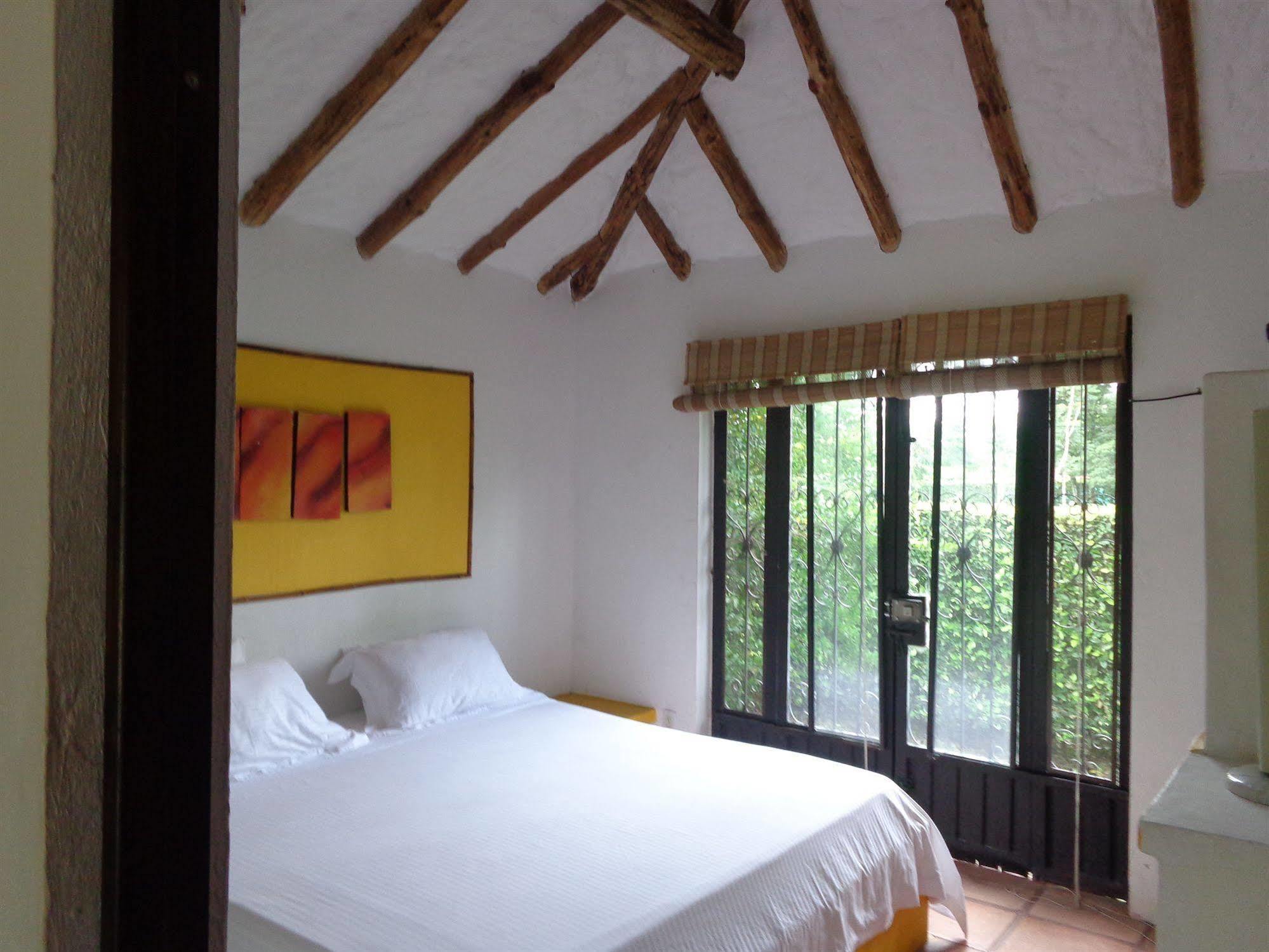 Hotel Campestre Arboretto ビリャビセンシオ エクステリア 写真