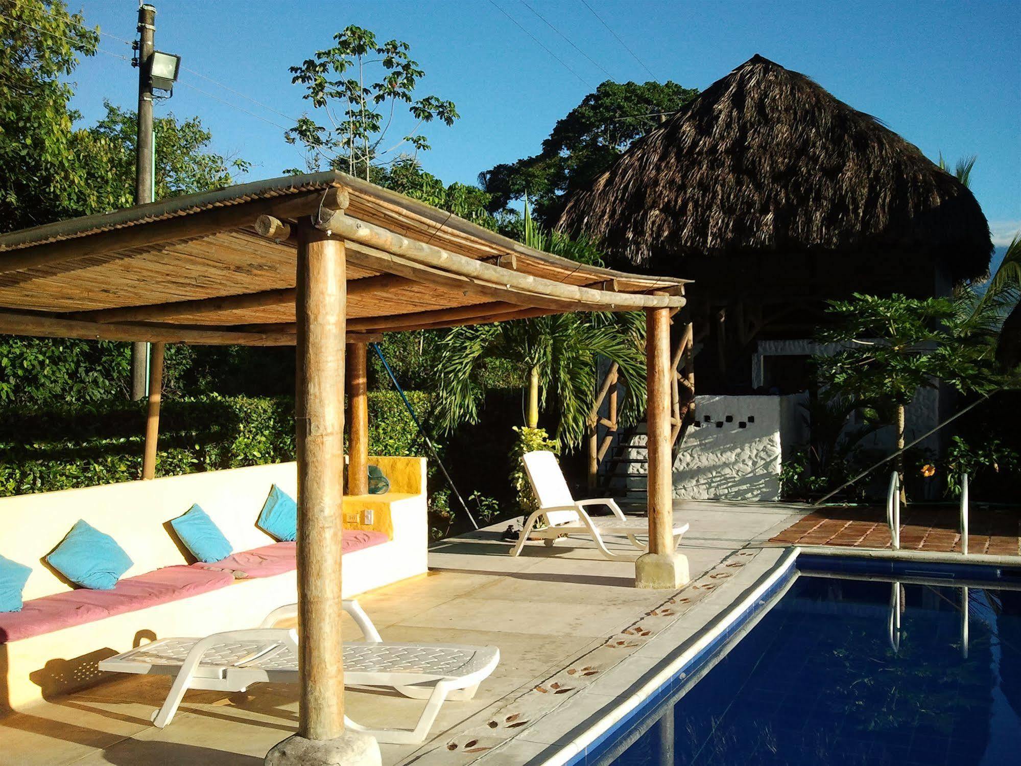 Hotel Campestre Arboretto ビリャビセンシオ エクステリア 写真